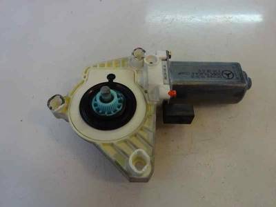 MOTOR ELEVALUNAS DELANTERO IZQUIERDO MERCEDES CLASE A 2004 2.0 CDI (109 CV)