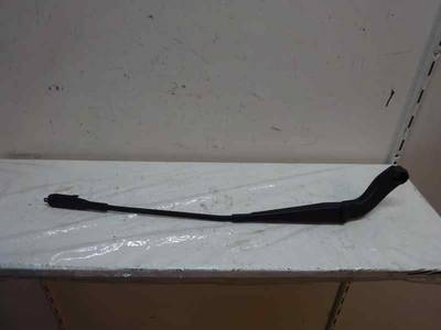 BRAZO LIMPIA DELANTERO DERECHO MERCEDES CLASE A 2004 2.0 CDI (109 CV)