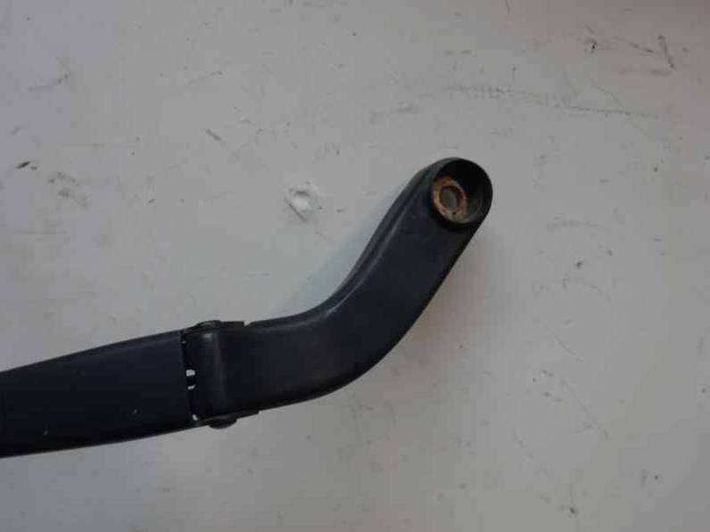 BRAZO LIMPIA DELANTERO DERECHO MERCEDES CLASE A 2004 2.0 CDI (109 CV)