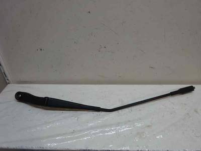 BRAZO LIMPIA DELANTERO IZQUIERDO MERCEDES CLASE A 2004 2.0 CDI (109 CV)