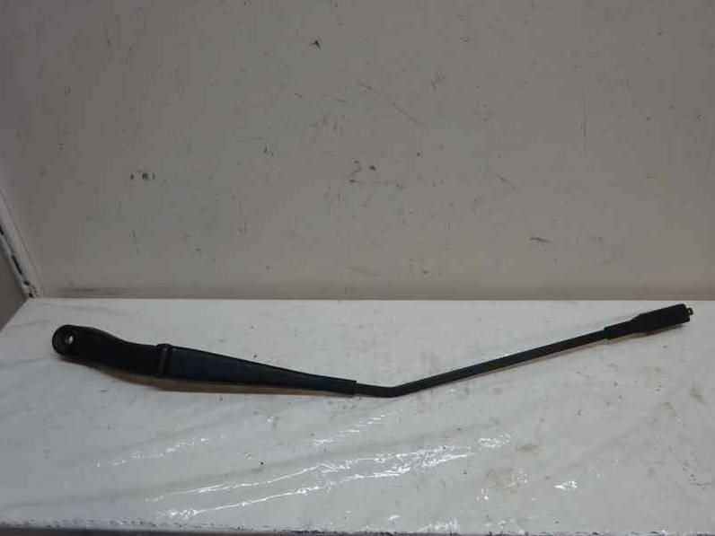 BRAZO LIMPIA DELANTERO IZQUIERDO MERCEDES CLASE A 2004 2.0 CDI (109 CV)