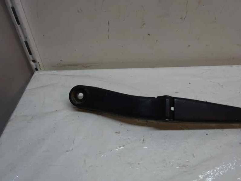 BRAZO LIMPIA DELANTERO IZQUIERDO MERCEDES CLASE A 2004 2.0 CDI (109 CV)