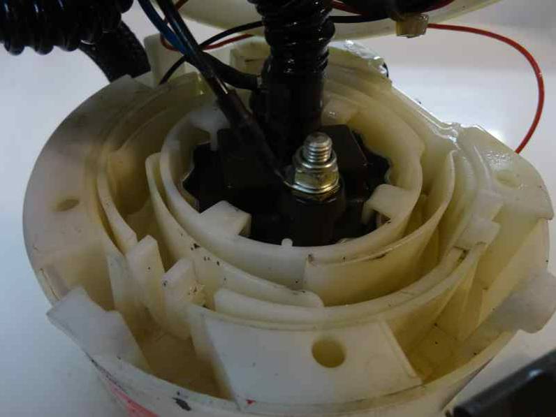 BOMBA COMBUSTIBLE OPEL ASTRA H BER 2006 1.3 16V CDTI (90 CV)