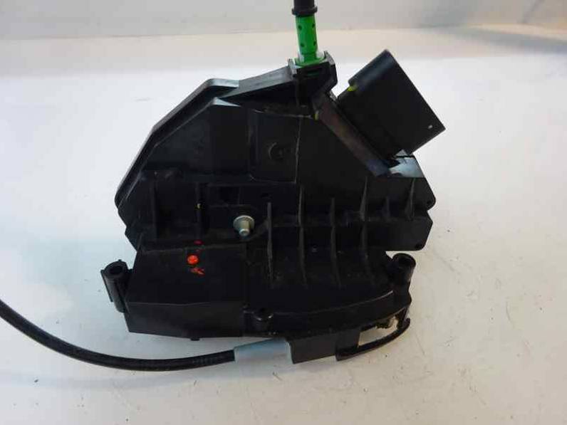 CERRADURA PUERTA TRASERA DERECHA FORD FIESTA 2016 1.5 TDCI (95 CV)