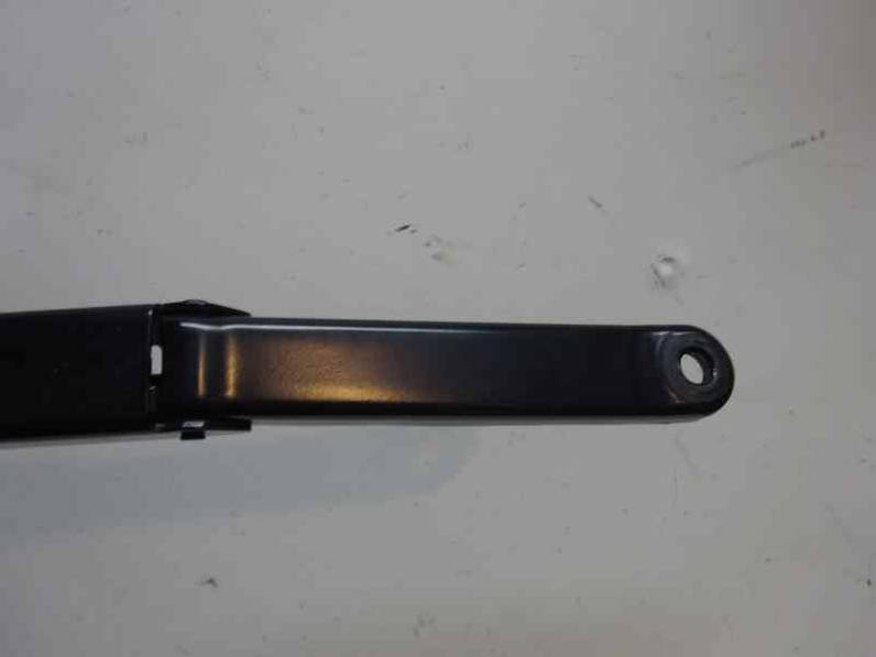 BRAZO LIMPIA DELANTERO DERECHO FORD FIESTA 2016 1.5 TDCI (95 CV)