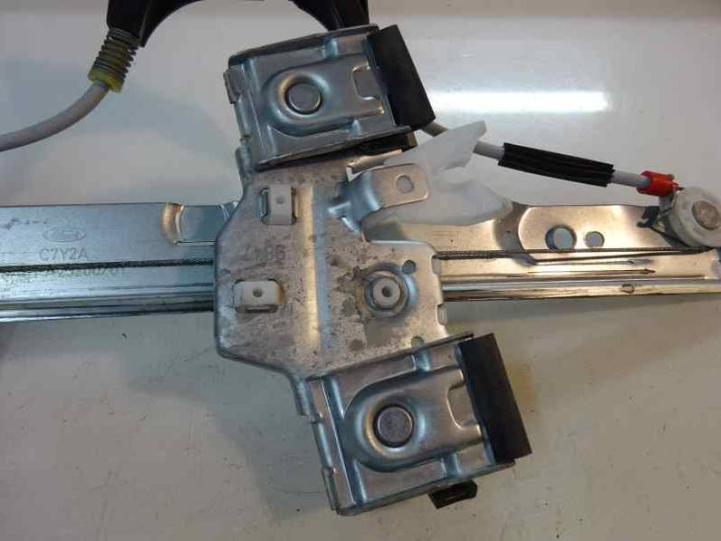 ELEVALUNAS DELANTERO IZQUIERDO FORD FIESTA 2016 1.5 TDCI (95 CV)