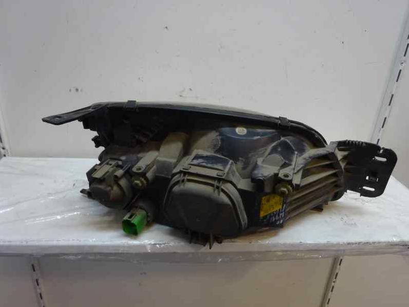 FARO IZQUIERDO FORD FIESTA BERLINA 2000 1.3 (60 CV)