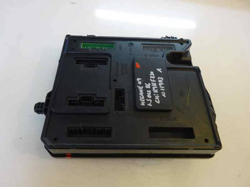 CAJA RELES FUSIBLES RENAULT MEGANE III BERLINA 5 P 2009 1.5 DCI D (86 CV)