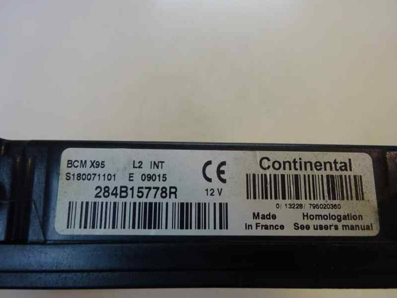 CAJA RELES FUSIBLES RENAULT MEGANE III BERLINA 5 P 2009 1.5 DCI D (86 CV)