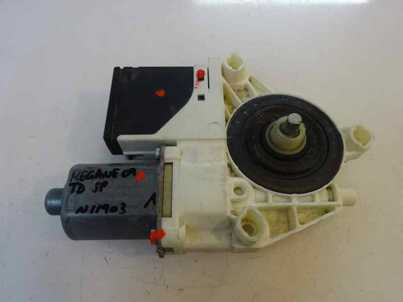 MOTOR ELEVALUNAS TRASERO DERECHO RENAULT MEGANE III BERLINA 5 P 2009 1.5 DCI D (86 CV)