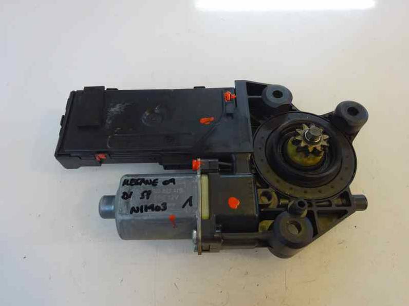 MOTOR ELEVALUNAS DELANTERO IZQUIERDO RENAULT MEGANE III BERLINA 5 P 2009 1.5 DCI D (86 CV)