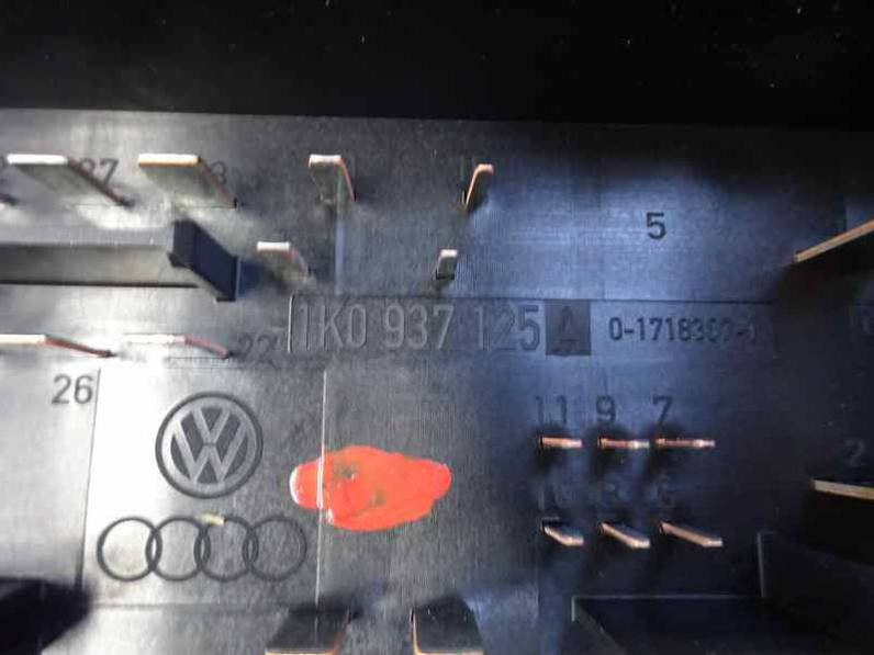 CAJA RELES FUSIBLES AUDI A3 2008 2.0 TDI (140 CV)