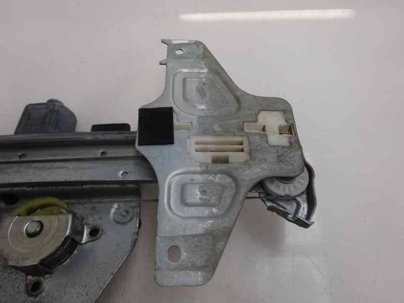 ELEVALUNAS TRASERO IZQUIERDO CITROEN C4 BERLINA 2009 1.6 16V HDI (90 CV)