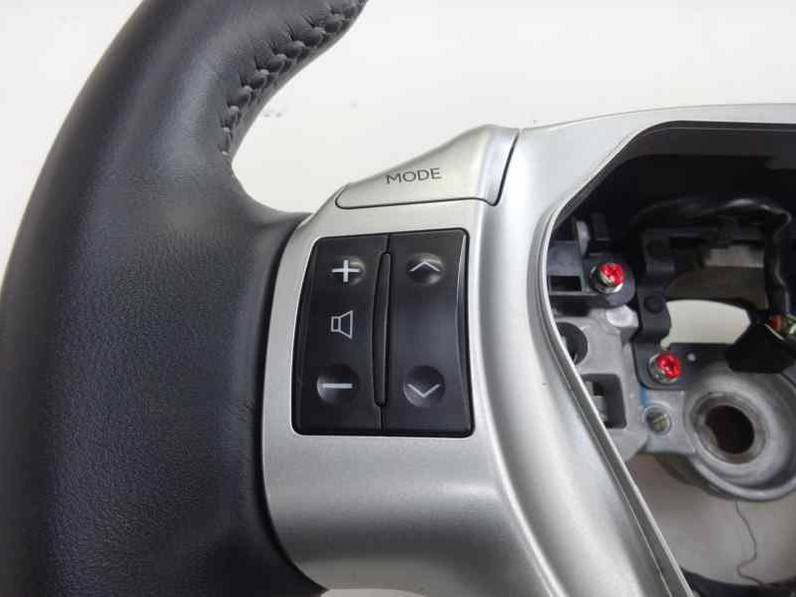 VOLANTE LEXUS CT 2012 1.8 16V (99 CV)