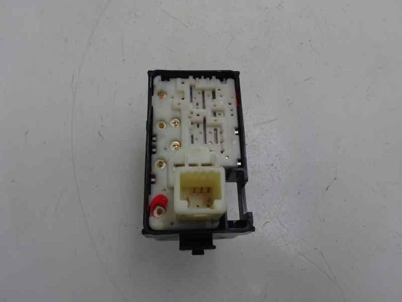 MANDO ELEVALUNAS DELANTERO DERECHO LEXUS CT 2012 1.8 16V (99 CV)