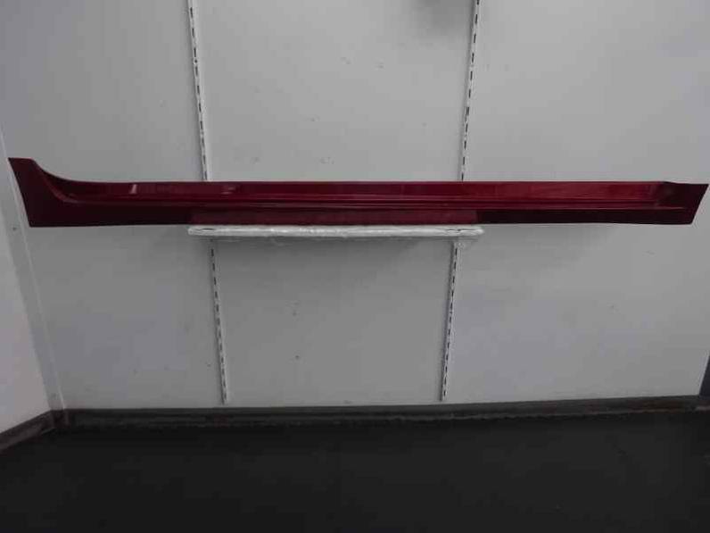 FALDON LATERAL LEXUS CT 2012 1.8 16V (99 CV)