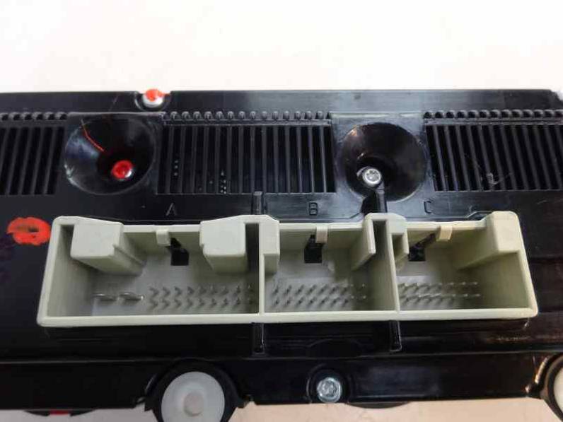 MANDO CLIMATIZADOR VOLKSWAGEN GOLF V BERLINA 2004 1.9 TDI (105 CV)