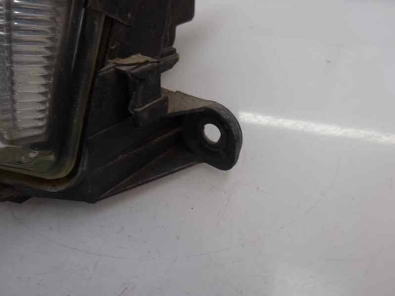 FARO IZQUIERDO PEUGEOT 306 BERLINA 4 PUERTAS 1995 1.9 D (69 CV)