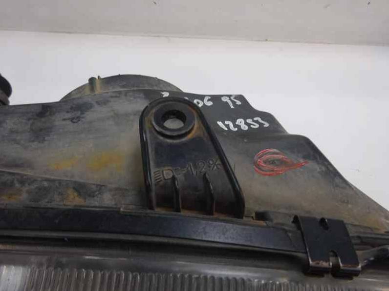 FARO DERECHO PEUGEOT 306 BERLINA 4 PUERTAS 1995 1.9 D (69 CV)
