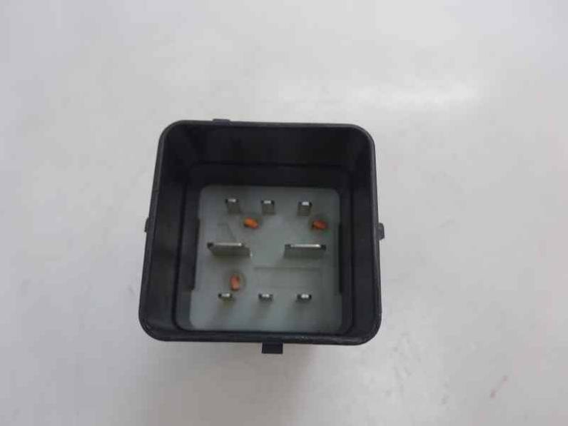 CAJA PRECALENTAMIENTO FORD FIESTA 2005 1.4 TDCI (68 CV)