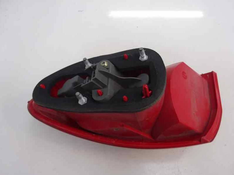 PILOTO TRASERO IZQUIERDO ALFA ROMEO 147 2003 1.6 16V (105 CV)