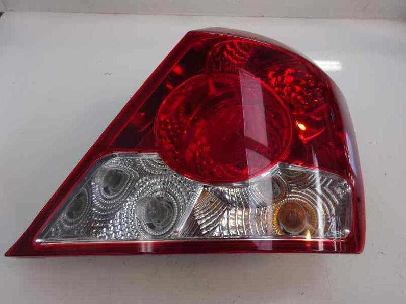 PILOTO TRASERO DERECHO CHEVROLET KALOS 2006