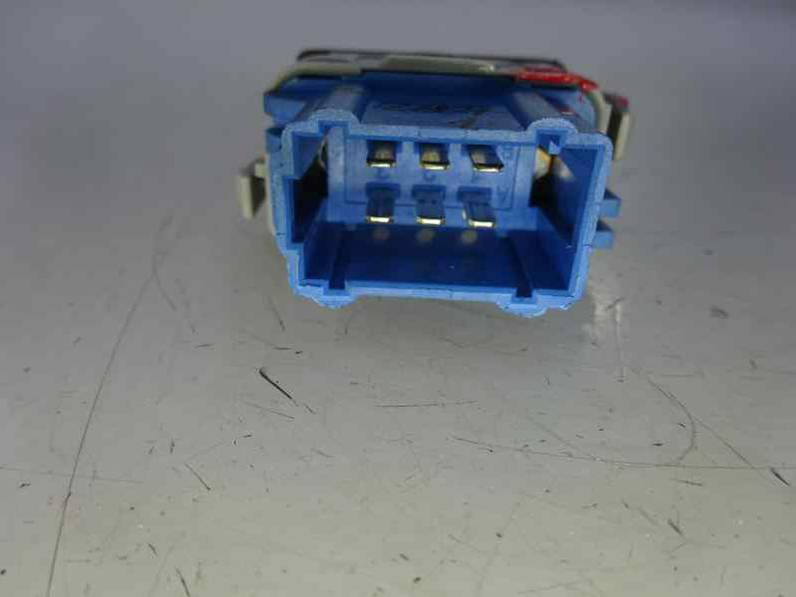 MANDO ELEVALUNAS DELANTERO DERECHO RENAULT KANGOO 2008 1.5 DCI D (86 CV)