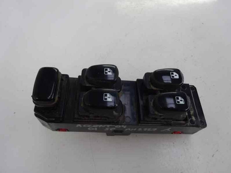 MANDO ELEVALUNAS DELANTERO IZQUIERDO HYUNDAI ACCENT 2004 1.5 CRDI (82 CV)