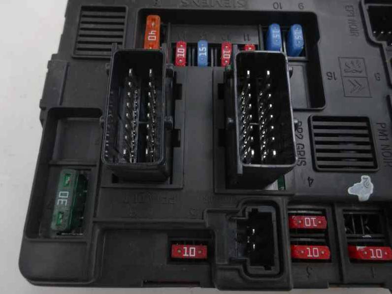CAJA RELES FUSIBLES CITROEN BERLINGO 2004 1.9 D (69 CV)