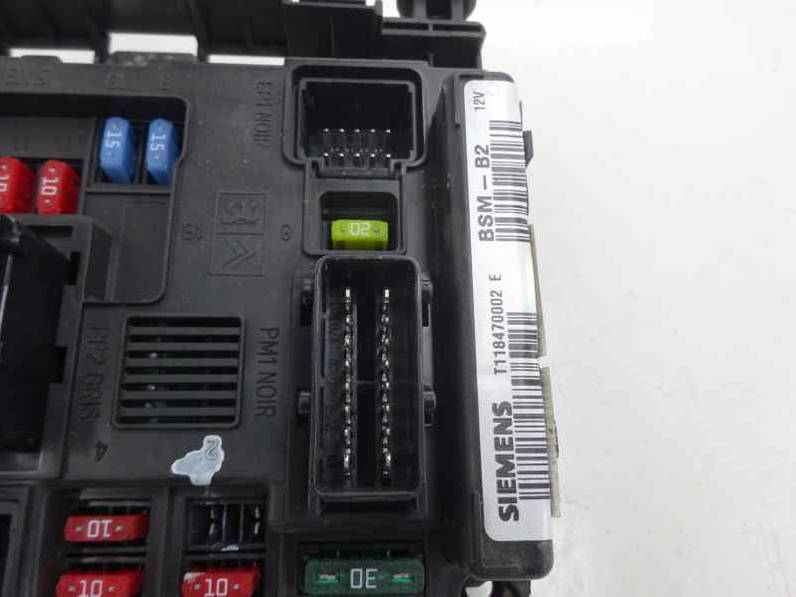 CAJA RELES FUSIBLES CITROEN BERLINGO 2004 1.9 D (69 CV)