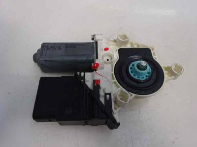 MOTOR ELEVALUNAS TRASERO IZQUIERDO SEAT LEON 2009 1.4 16V TSI (125 CV)