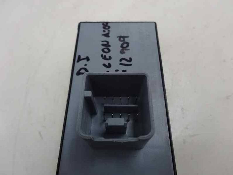 MANDO ELEVALUNAS DELANTERO IZQUIERDO SEAT LEON 2009 1.4 16V TSI (125 CV)