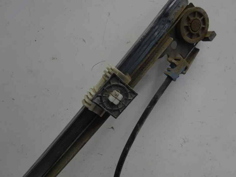 ELEVALUNAS DELANTERO IZQUIERDO CITROEN SAXO 2000 1.4 (75 CV)