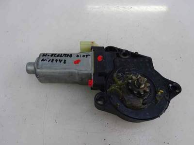 MOTOR ELEVALUNAS DELANTERO DERECHO HYUNDAI ELANTRA 2005 2.0 CRDI (113 CV)