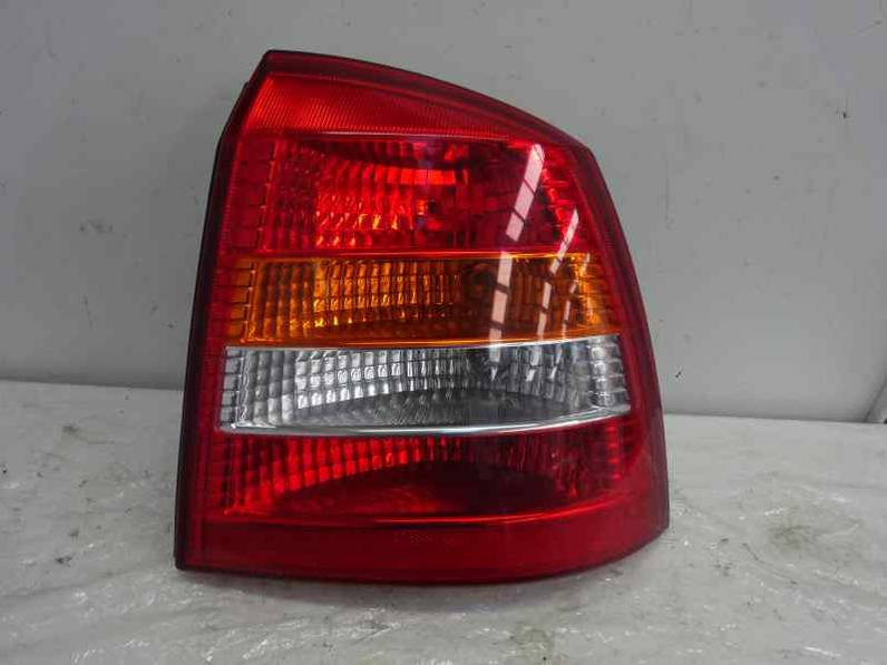PILOTO TRASERO DERECHO OPEL ASTRA G BERLINA 2003 2.0 DTI (101 CV)