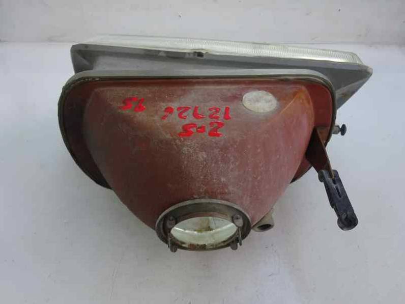 FARO DERECHO PEUGEOT 205 BERLINA 1995 1.8 D (58 CV)