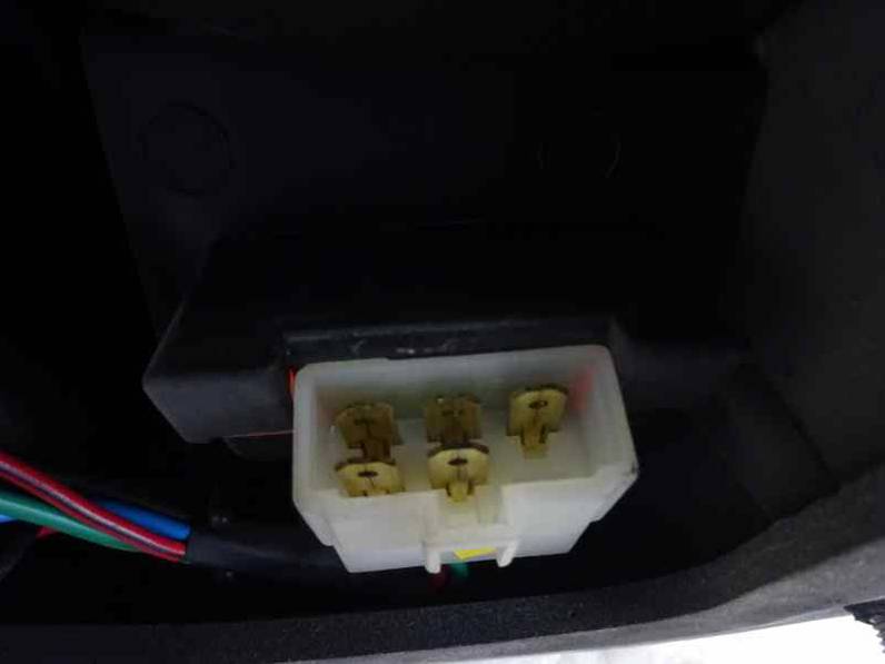 PILOTO TRASERO IZQUIERDO KIA SEPHIA LL 1999 1.5 (88 CV)