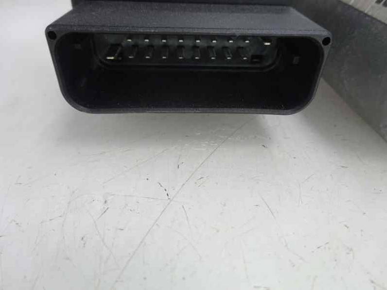 MOTOR ELEVALUNAS TRASERO DERECHO VOLKSWAGEN GOLF IV BERLINA 2001 1.6 16V (105 CV)