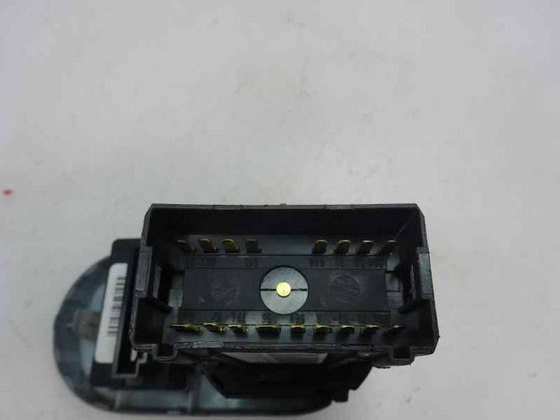 MANDO LUCES SEAT CORDOBA BERLINA 2004 1.9 SDI (64 CV)