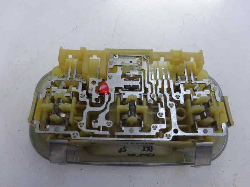 LUZ INTERIOR PEUGEOT 308 2009 1.4 16V VTI (95 CV)