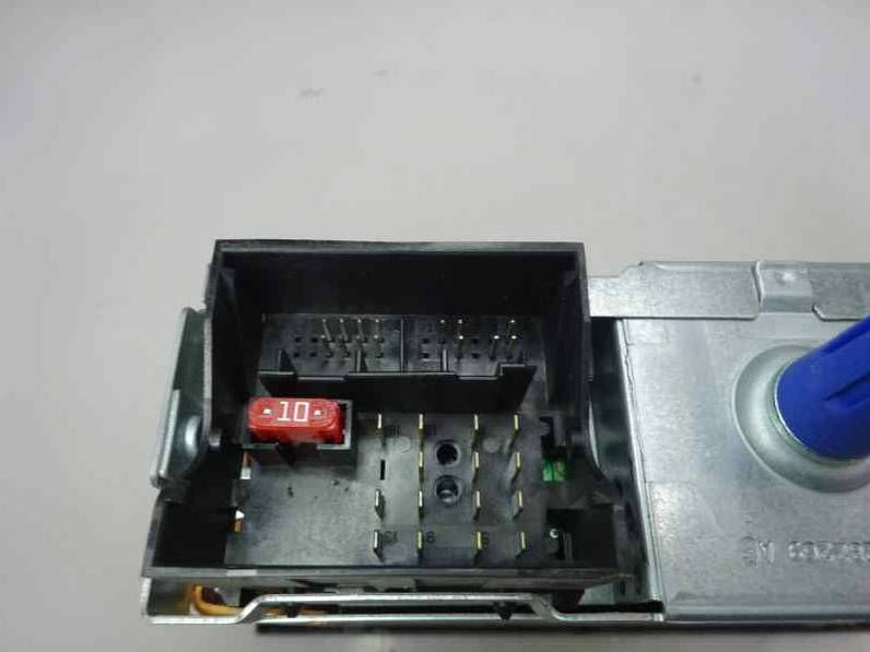 SISTEMA AUDIO RADIO CD PEUGEOT 308 2009 1.4 16V VTI (95 CV)