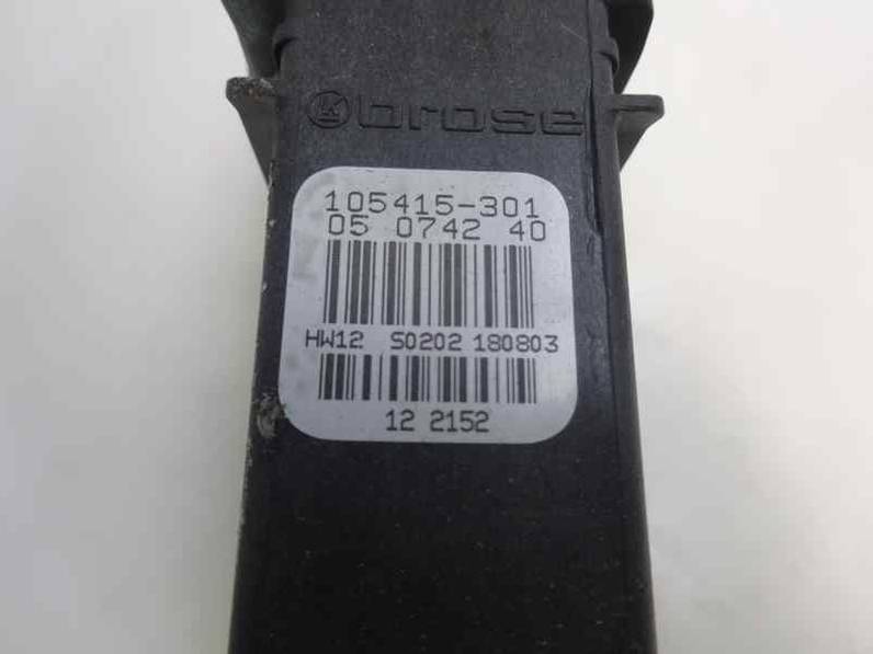 MOTOR ELEVALUNAS DELANTERO DERECHO VOLKSWAGEN GOLF IV BERLINA 2003 1.4 16V (75 CV)