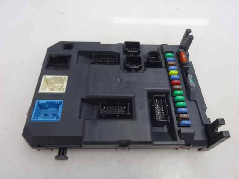 CAJA RELES FUSIBLES CITROEN C3 2011 1.4 HDI (68 CV)