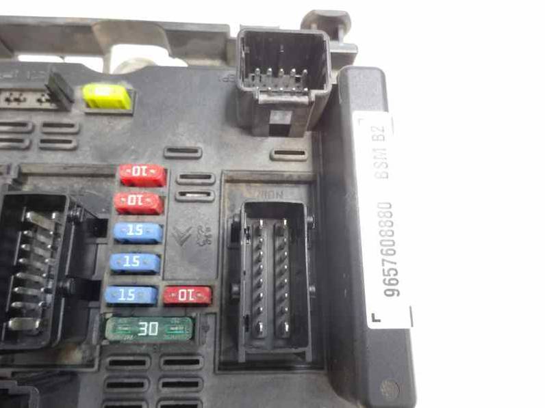 CAJA RELES FUSIBLES PEUGEOT 206 BERLINA 2005 1.4 (75 CV)