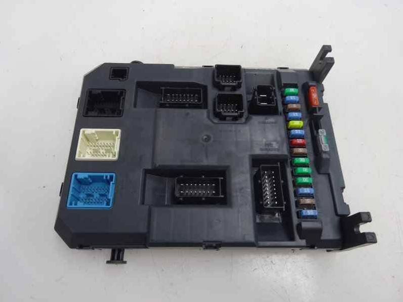 CAJA RELES FUSIBLES CITROEN C3 PICASSO 2010 1.6 16V HDI (90 CV)