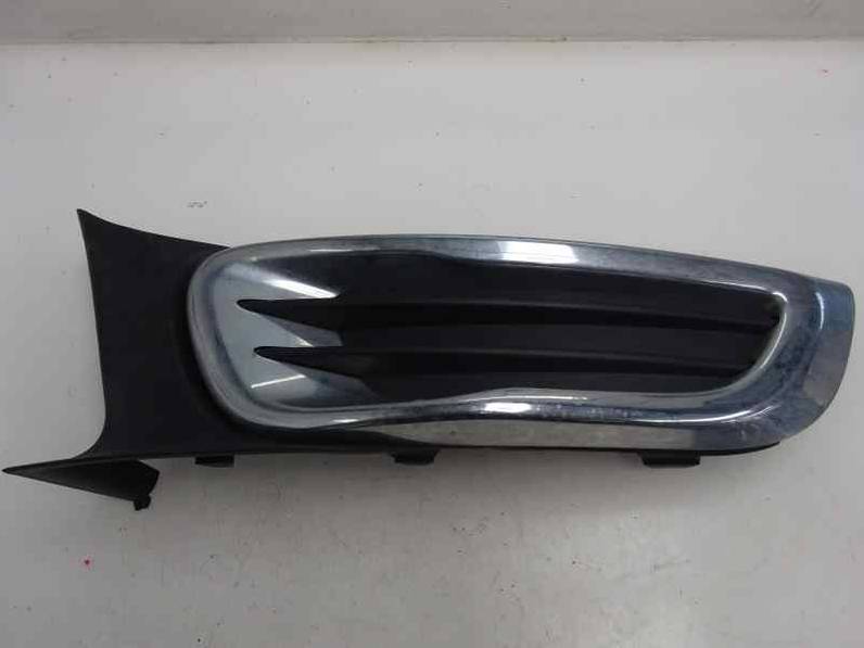 REJILLA PARAGOLPES IZQUIERDA CITROEN C3 PICASSO 2010 1.6 16V HDI (90 CV)