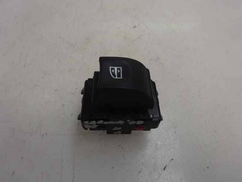 MANDO ELEVALUNAS DELANTERO DERECHO RENAULT LAGUNA GRANDTOUR III 2008 2.0 DCI D (150 CV)