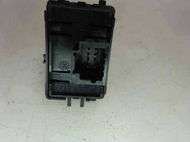 MANDO ELEVALUNAS DELANTERO DERECHO RENAULT LAGUNA GRANDTOUR III 2008 2.0 DCI D (150 CV)