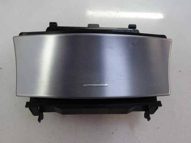 CENICERO MERCEDES CLASE CLC CLC 2010 2.2 CDI (150 CV)