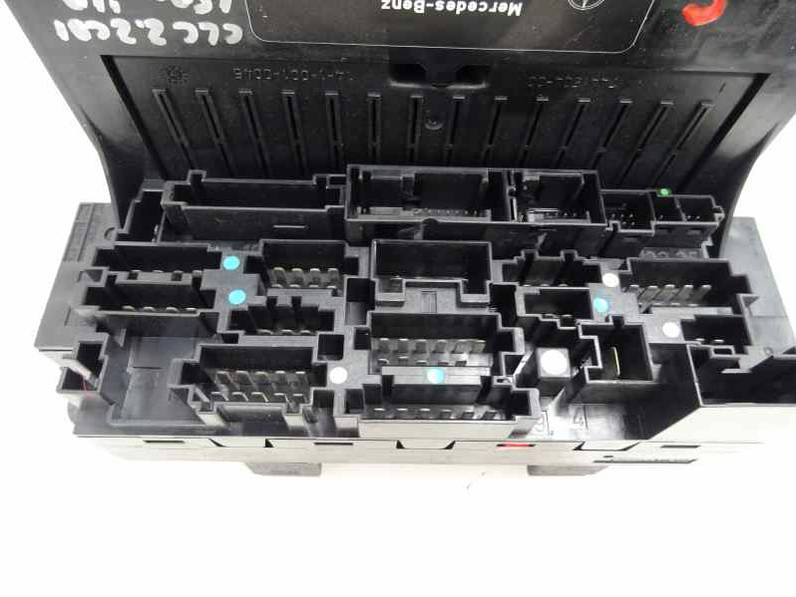 CAJA RELES FUSIBLES MERCEDES CLASE CLC CLC 2010 2.2 CDI (150 CV)